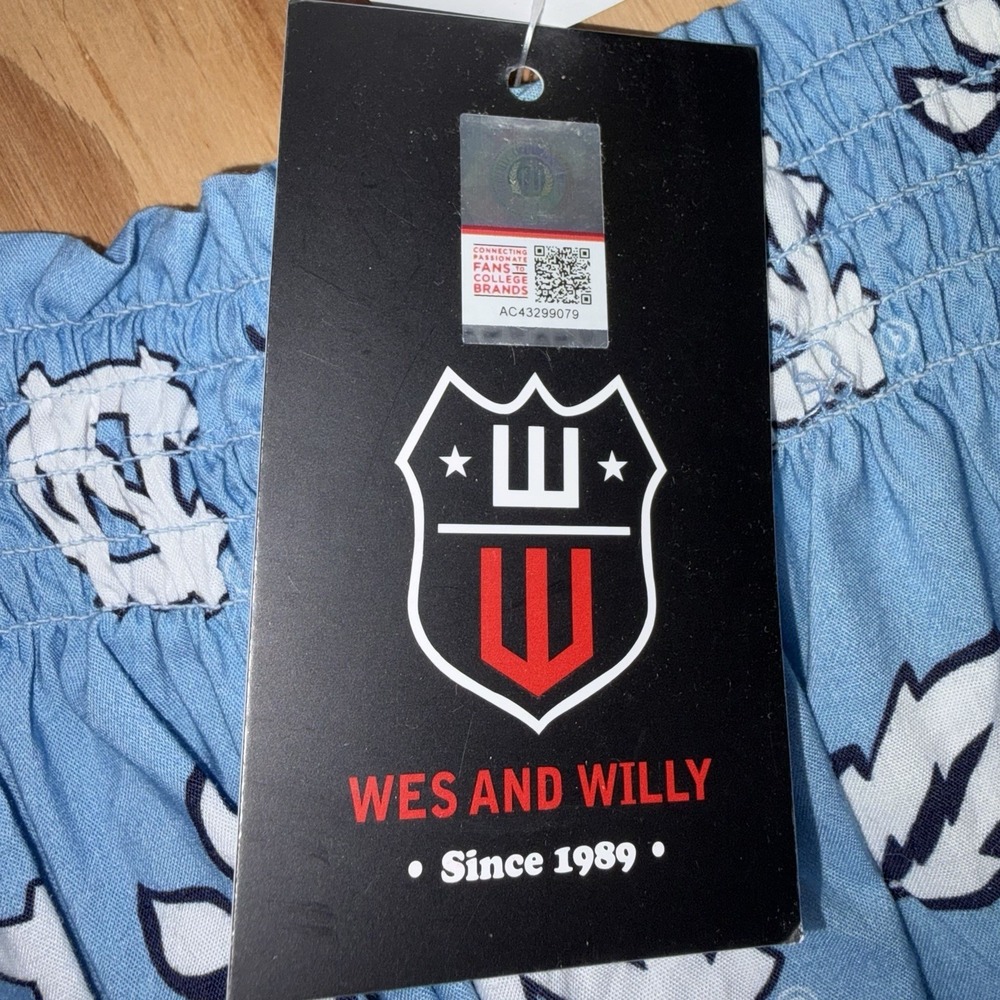 Wes and Willy Womens College Beach Halter Crop Top UNC Tar Heels XL New - Picture 2 of 8